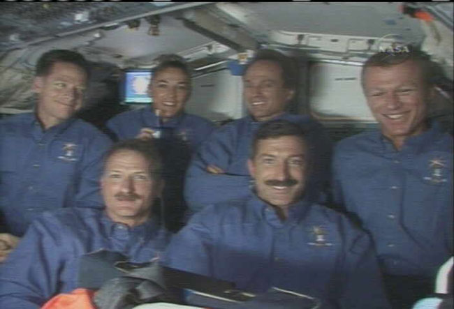 Weather May Delay Atlantis Shuttle's Landing